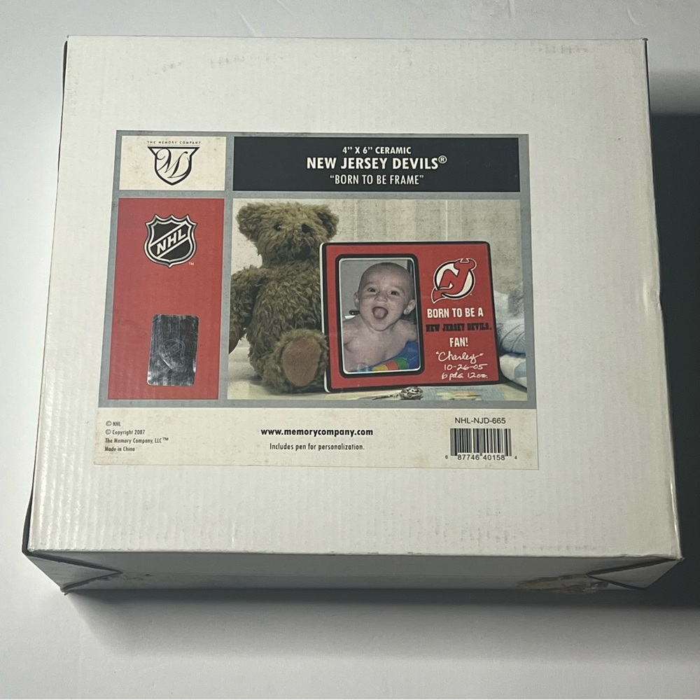 NHL New Jersey Devils Red Ceramic Frame